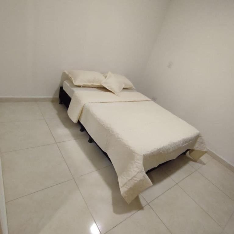 Apartamento amoblado y piscina fuera del alojamiento - Apartamento de 2 dormitorios - 2