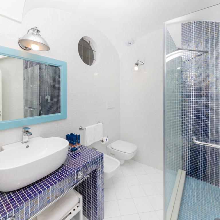 Hotel Mamela - Suite con 2 Camere da Letto e Vista Mare - 11