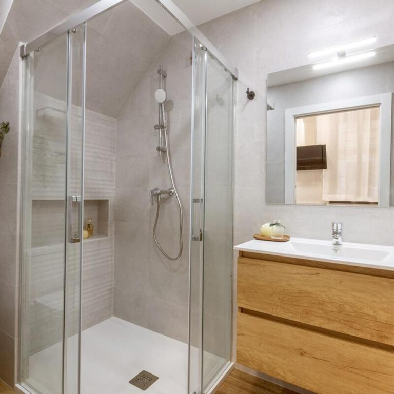 Lodging Apartments Almirall Beach B1 - One-Bedroom Apartment - 16