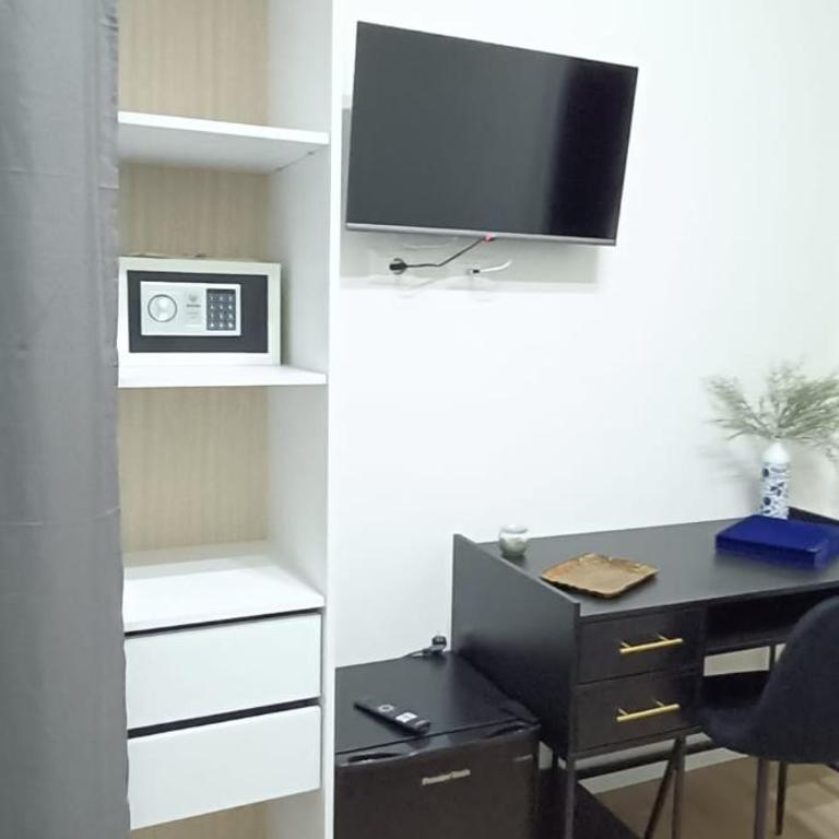 La Maison dello Stretto - Camera Doppia con Letti Singoli con Bagno Privato Esterno - 6