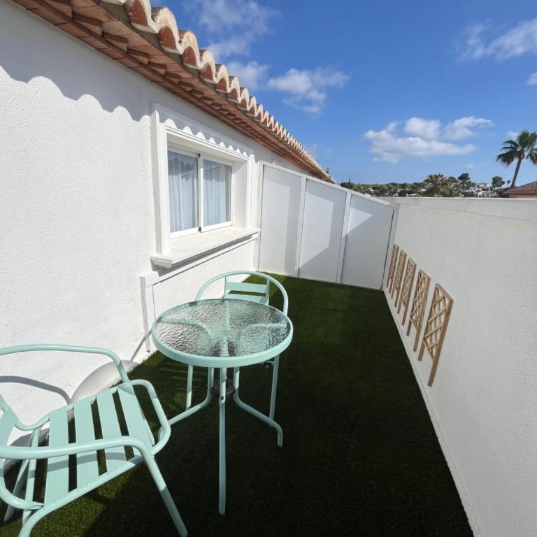 Aparthotel Bahia Pinosol - Apartamento de 1 dormitorio con terraza - 7