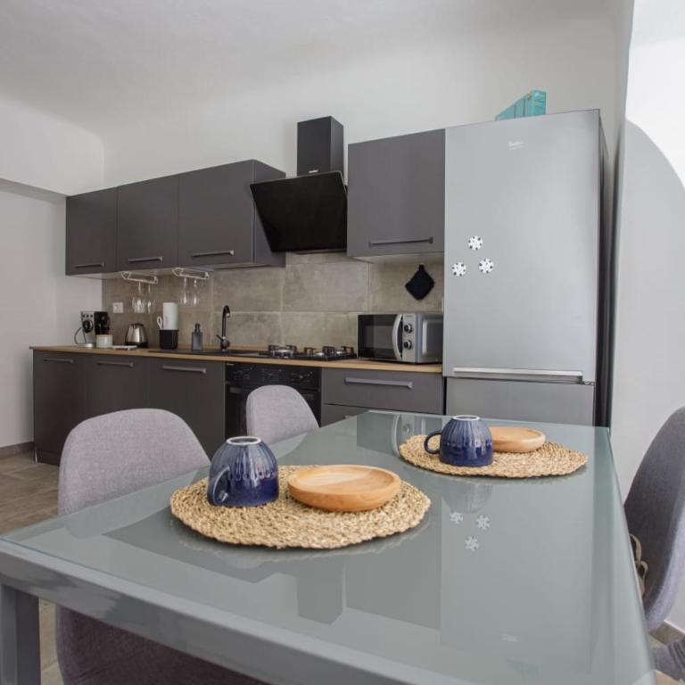 Caffaro Home - Appartamento con 2 Camere da Letto - 37