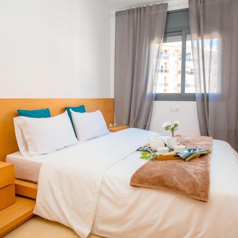 Apartamento con piscina a pasos del mar - Three-Bedroom Apartment - 7