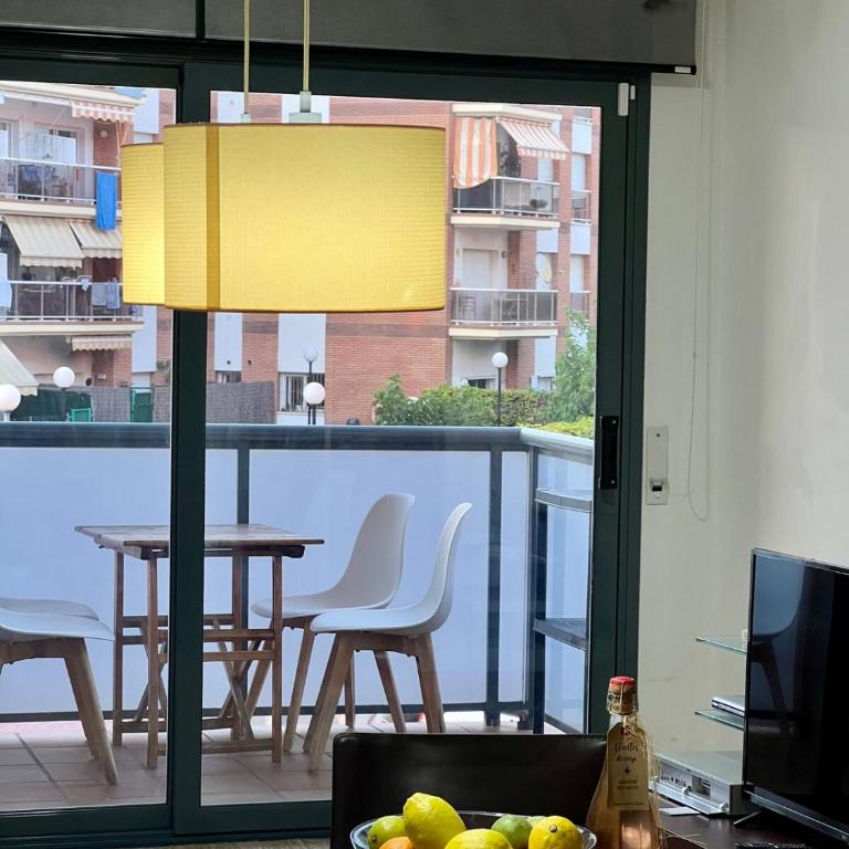 Apartamento con piscina a pasos del mar - Three-Bedroom Apartment - 4