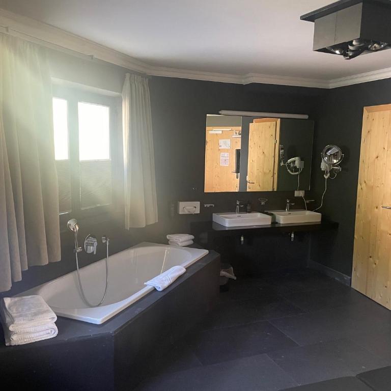 Hotel Beverly Hill - Suite mit Bergblick - 14