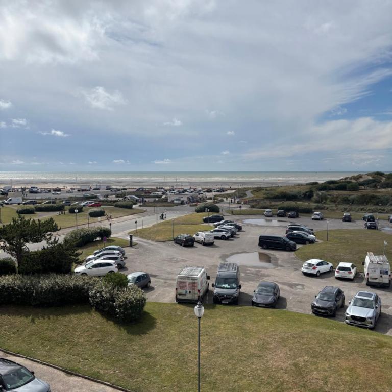 Appartement vue mer au Touquet – 2 chambres – 59 m² - Two-Bedroom Apartment with Sea View - 1