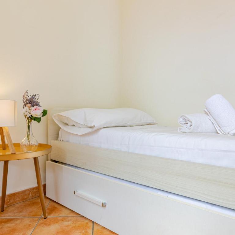 cvr 9- Luminoso 3 Camere Borgo Stretto Vista in Centro - Appartamento con 3 Camere da Letto - 23