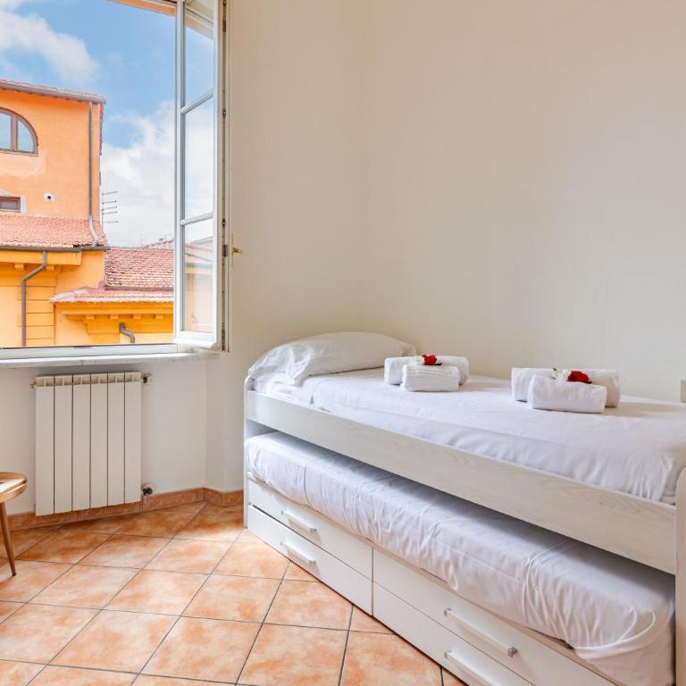 cvr 9- Luminoso 3 Camere Borgo Stretto Vista in Centro - Appartamento con 3 Camere da Letto - 12