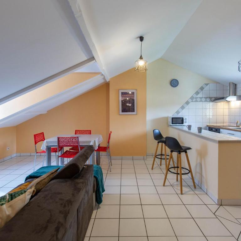 LE PETIT BEOUT Appartement 2 chambres au calme Lourdes centre - Appartement 2 Chambres - 10