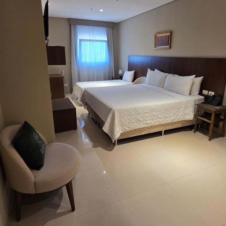 Zielo Hotel - Family Room - 10