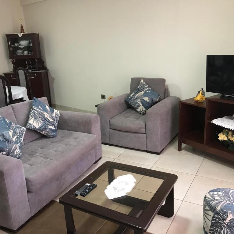 Centrally located and comfortable apartment - Three-Bedroom Apartment - 1