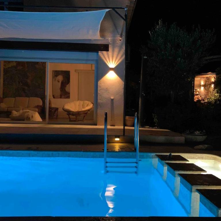 Family Villa Augflor with Pool and Garden - Villa avec Piscine Privée - 9