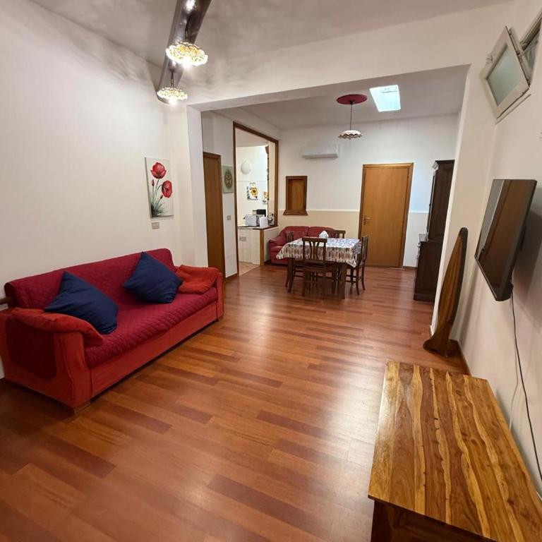 Casa Poma - Appartamento con 3 Camere da Letto - 10