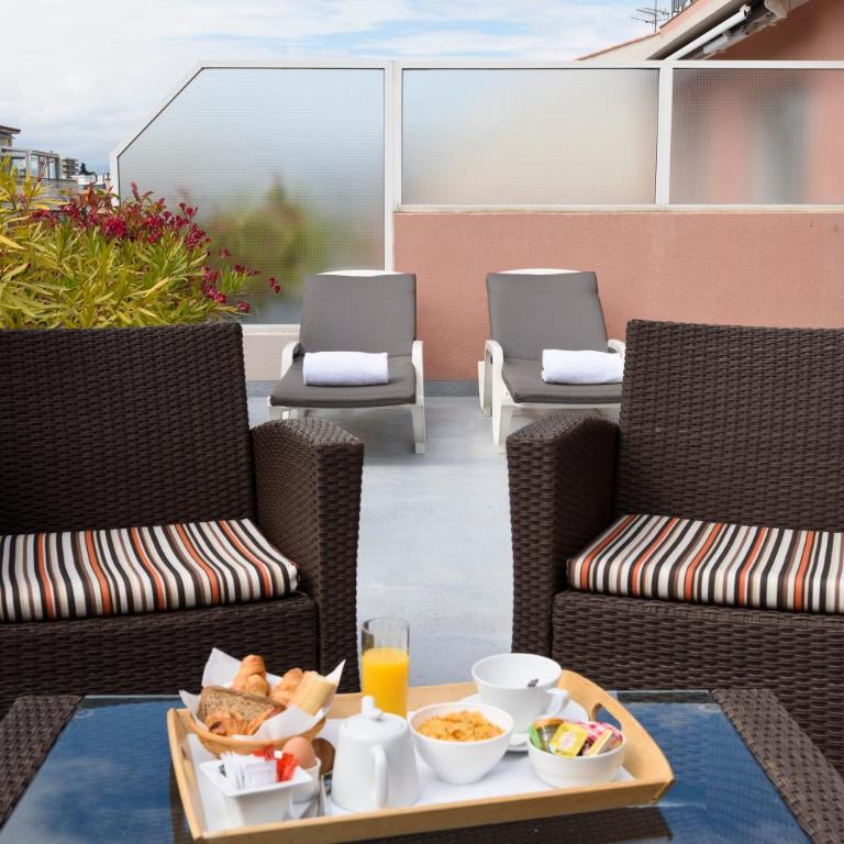 Best Western Astoria - Chambre Familiale avec Terrasse - 11