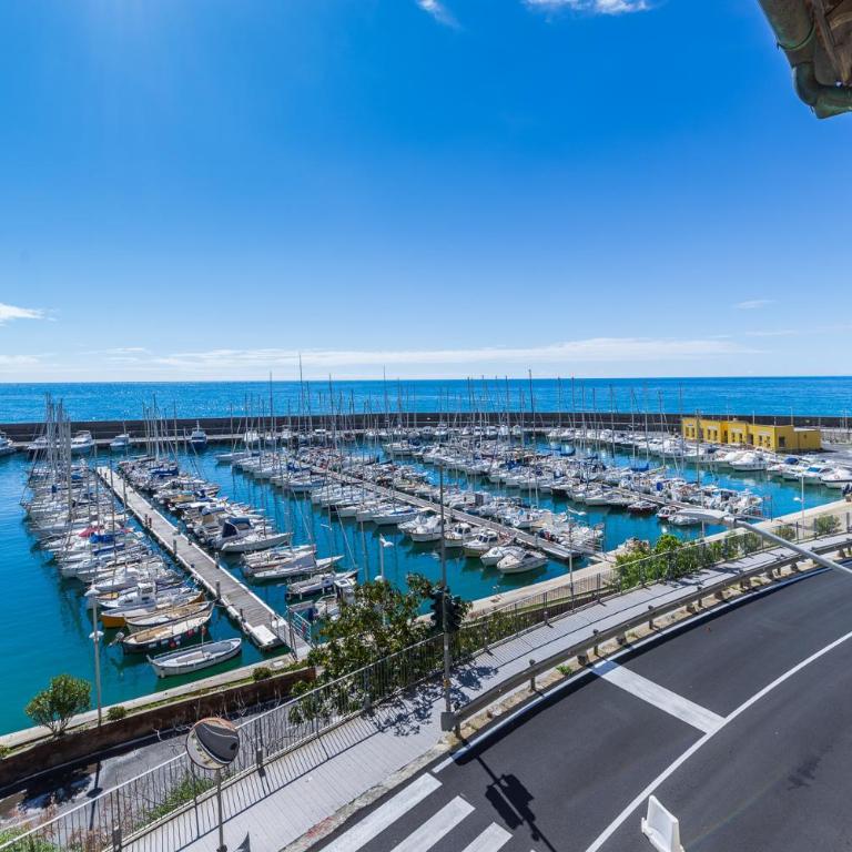 Hostdomus - Marine Sea View - Appartamento con 3 Camere da Letto - 8