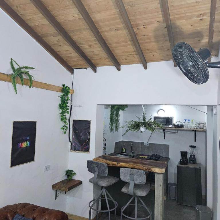 Fabulous cozy, wifi, AC, laundry loft in laureles - Apartamento de 1 dormitorio - 10