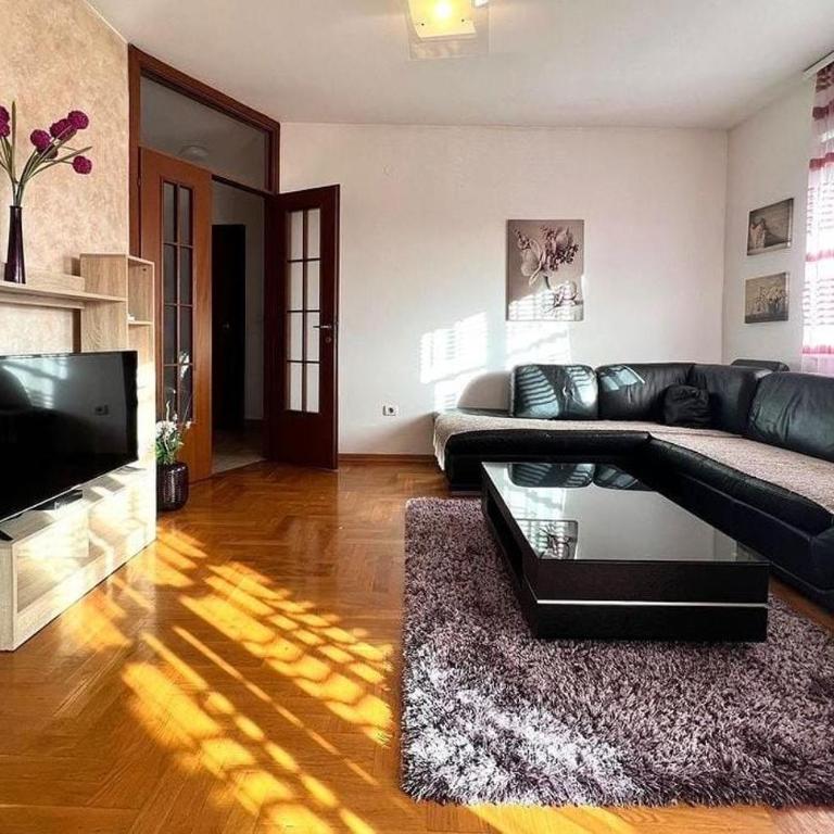 Vesna Comfort Stay - Apartman sa 2 Spavaće Sobe i Terasom - 1