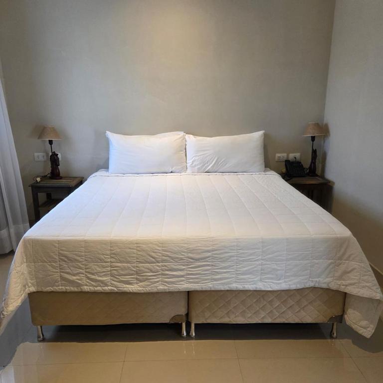 Zielo Hotel - One-Bedroom Suite - 5