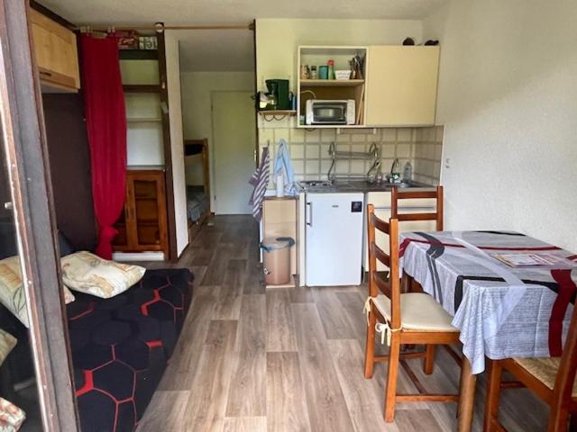 Appartement tennis randonnées - Gresse en Vercors - Résidence les Centaures - Appartement 1 Chambre - 12