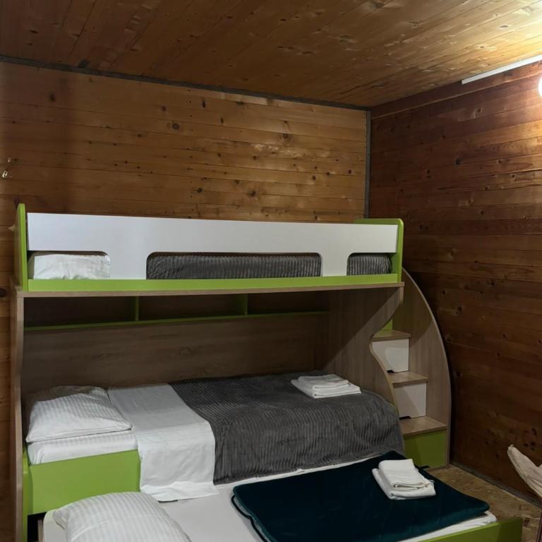 Sunset apartments - Family Suite - 1