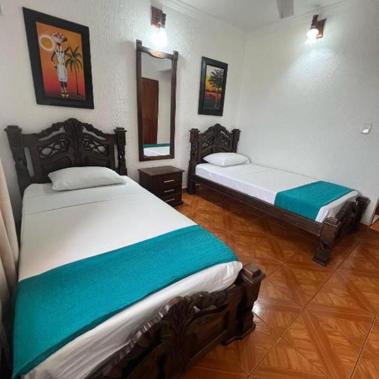 Hotel La Casa Del Viajero - Habitación Doble Económica - 2 camas - 3