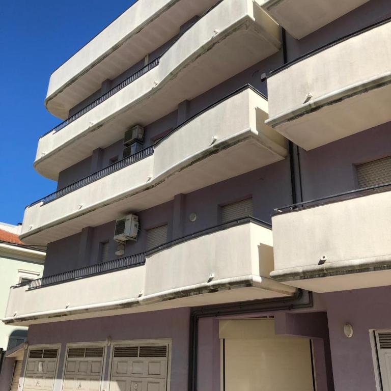 PM 3 Via Massimiliano Grazia - Appartamento con 2 Camere da Letto - 2
