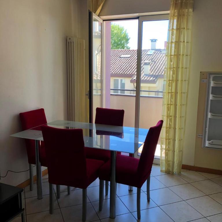 PM 3 Via Massimiliano Grazia - Appartamento con 2 Camere da Letto - 11