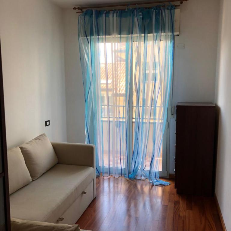 PM 3 Via Massimiliano Grazia - Appartamento con 2 Camere da Letto - 21