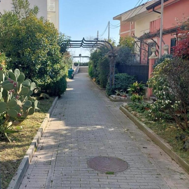 PM 3 Via Massimiliano Grazia - Appartamento con 2 Camere da Letto - 38
