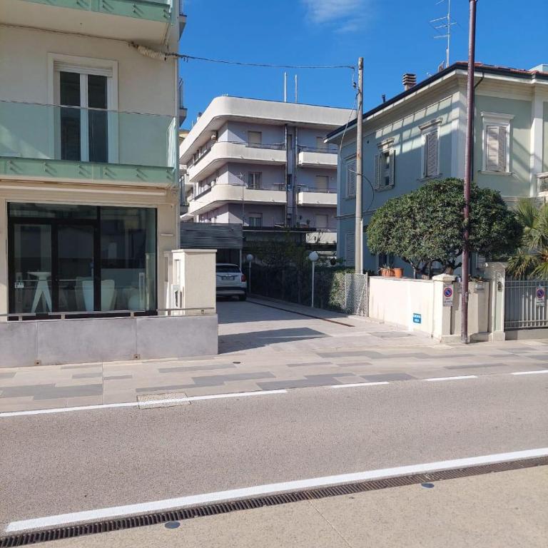 PM 3 Via Massimiliano Grazia - Appartamento con 2 Camere da Letto - 39