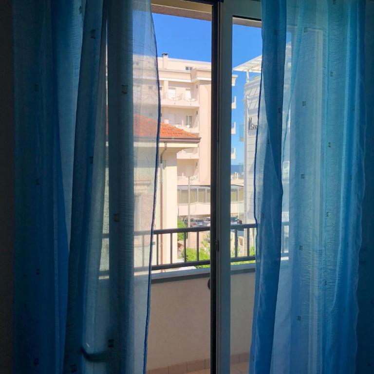 PM 3 Via Massimiliano Grazia - Appartamento con 2 Camere da Letto - 42