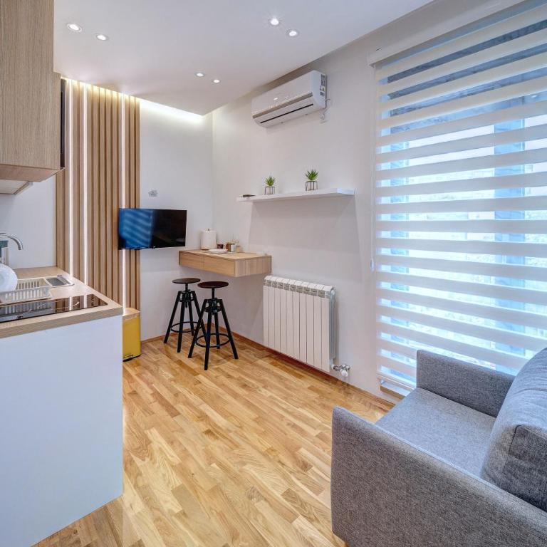 Spa King Apartments 3 - One-Bedroom Apartment - 7