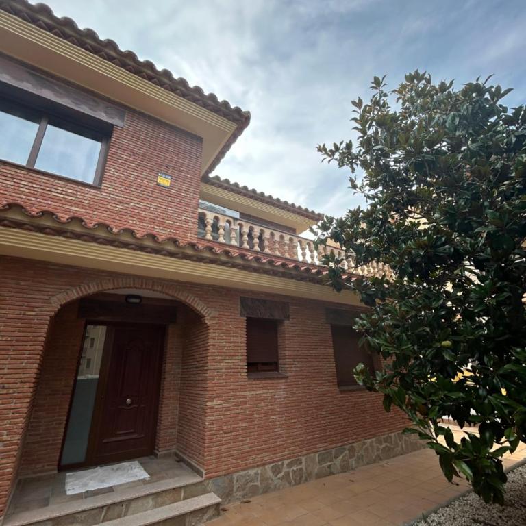 Chalet - Casa de 6 dormitorios - 2
