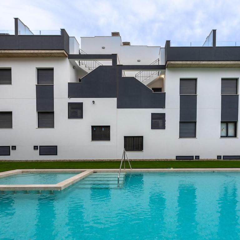 Penthouse with Pool & Rooftop - Apartamento de 2 dormitorios - 23
