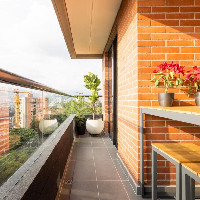 Central, Modern Apartment in Envigado - One-Bedroom Apartment - 18