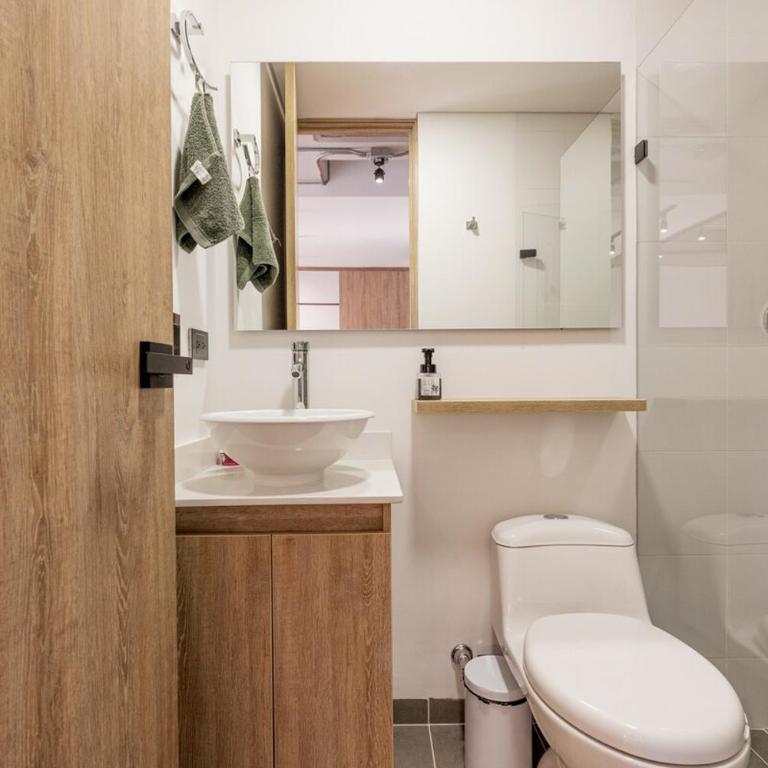 Central, Modern Apartment in Envigado - One-Bedroom Apartment - 31