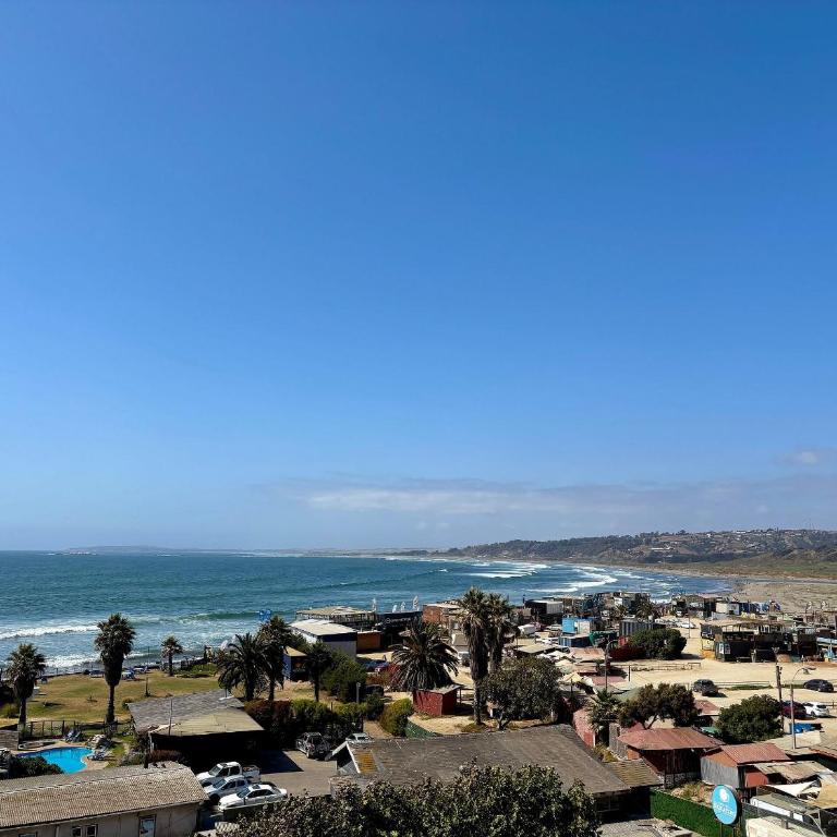Charming Beachfront Apartment, Concón - Apartment - 1