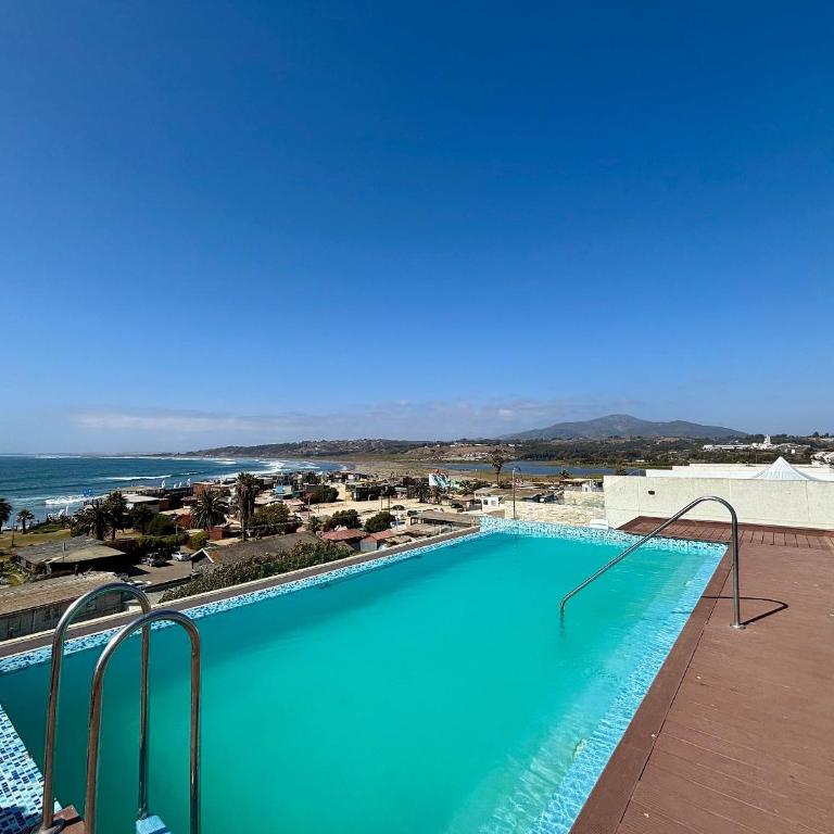 Charming Beachfront Apartment, Concón - Apartment - 17