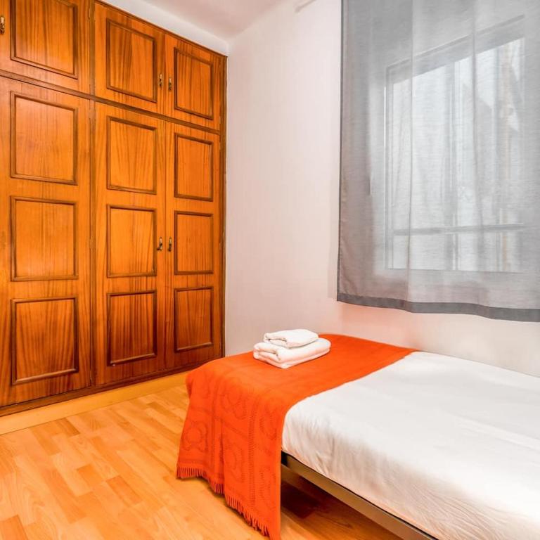 Arc de Triomf Base 4BR for 5 Lift - Standard Apartment - 20