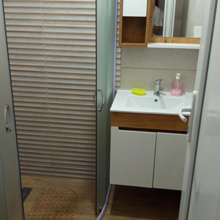 Apartmani Lucky - Apartman sa 1 Spavaćom Sobom - 3