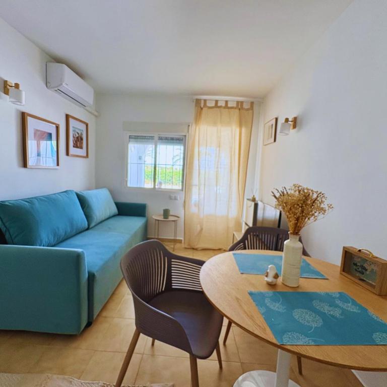 Maxx Suites Torrevieja - Bright and Stylish Studio with Pool Access, Lago Jardin - Apartamento de 1 dormitorio - 3