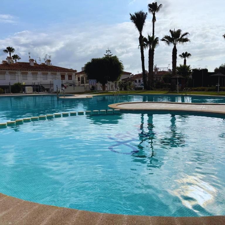 Maxx Suites Torrevieja - Bright and Stylish Studio with Pool Access, Lago Jardin - Apartamento de 1 dormitorio - 7