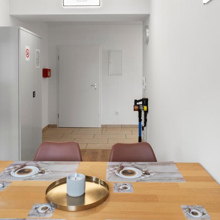 Lemon Suites 4, Zentral, nahe Innenstadt und Hbf - Two-Bedroom Apartment - 14