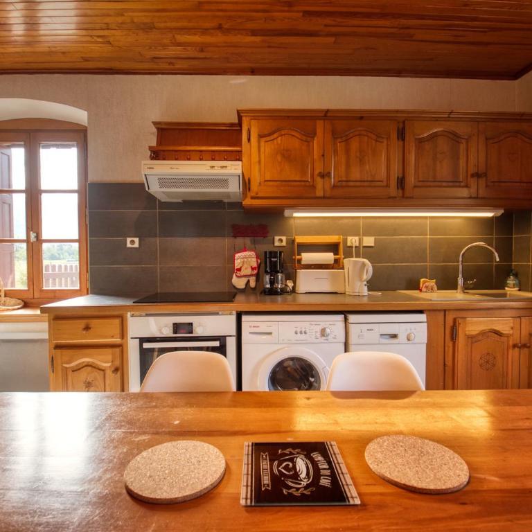 Maison familiale à Morillon, sauna et jardin - Appartement 2 Chambres - 14