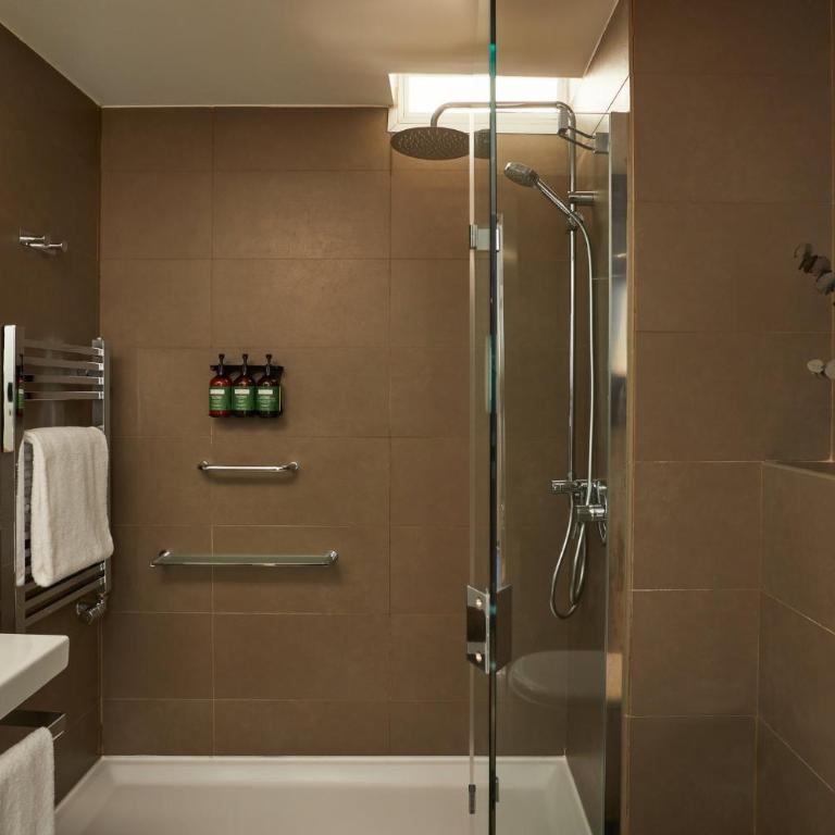 Crowne Plaza Madrid - Centre Retiro by IHG - Standard Room - 6