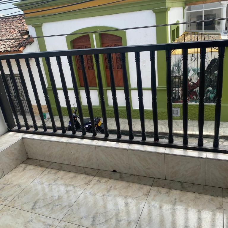 lindo apartamento cerca ala Basílica buga - Apartamento de 3 dormitorios - 12