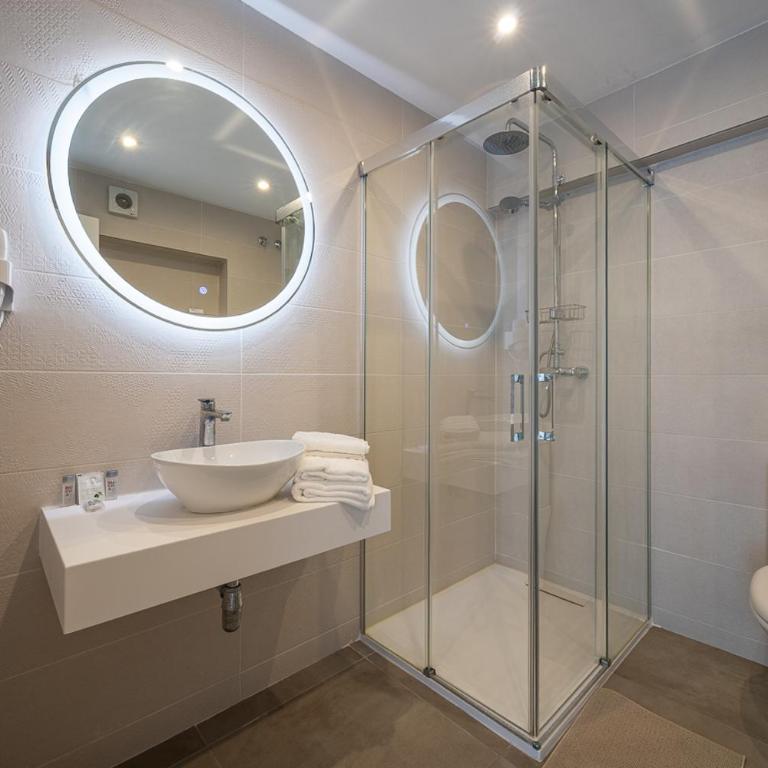 Hotel Marina Benalmádena - Habitación Doble Deluxe con balcón - 5