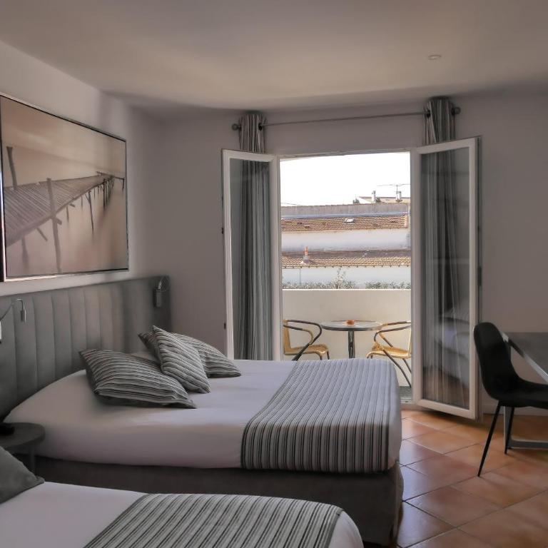 Logis Hôtel Le Rodin - Chambre Quadruple - Vue sur Jardin - 21