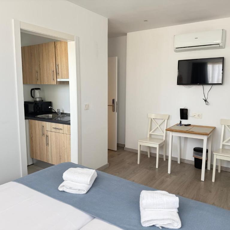 Hotel Marina Benalmádena - Estudio - 7