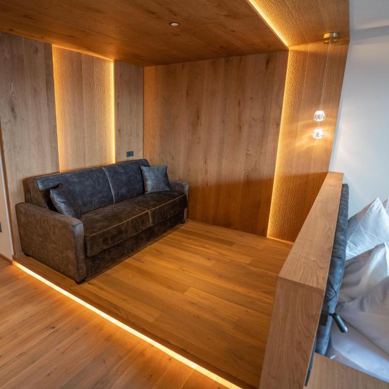 Hotel Purvita - Ski In Ski Out - Infinity Pool - Deluxe Suite - 2